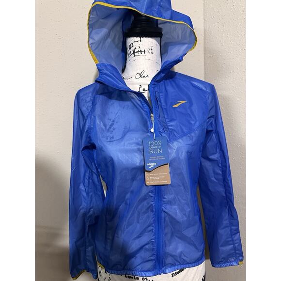 NWT Brooks Women’s All Altitude Jacket Running Outerwear Small Lagoon - Picture 1 of 7